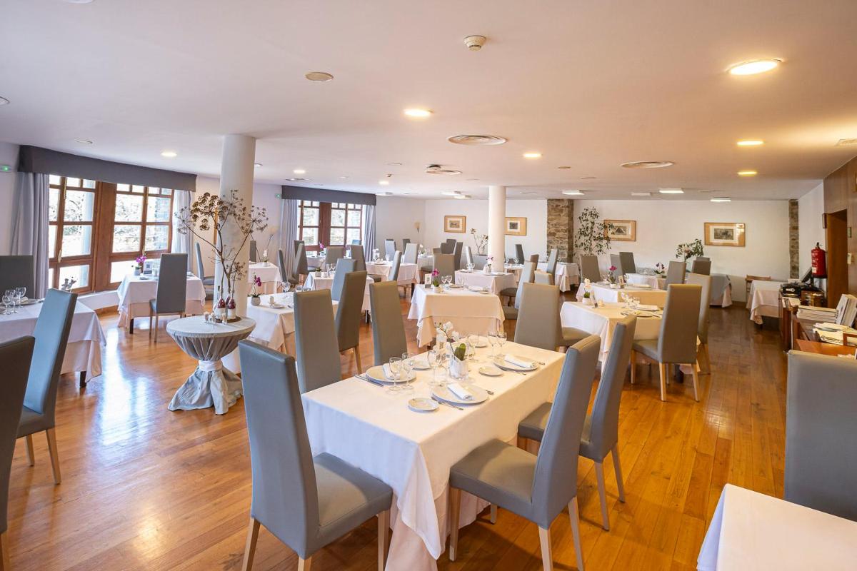 Un restaurante o sitio para comer en Hotel Hurdes Reales