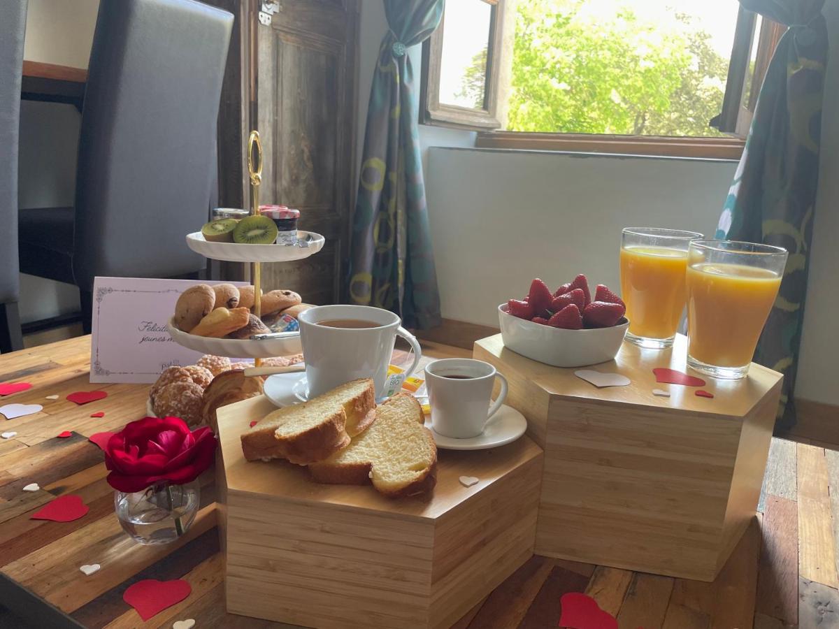 Nourriture dans l'hôtel ou à proximité