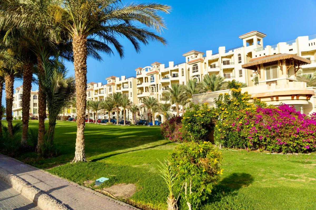 El Andalous Sea View Apartment Sahl Hasheesh - Housity