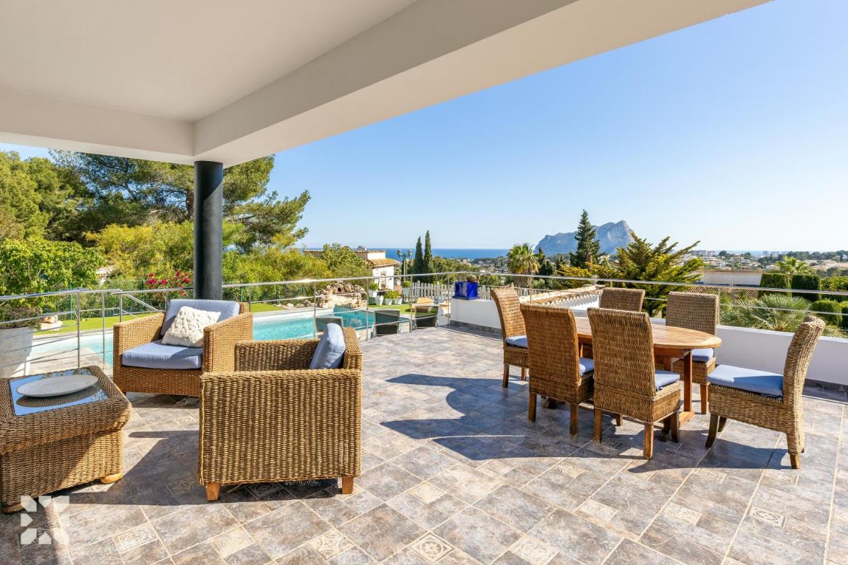 Villa Bernia by Abahana Villas - Housity