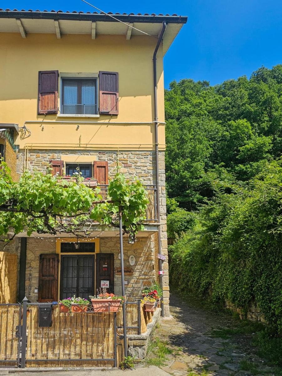 B&B 100 Scatole di Sogni - Colazione Magica - Scegli, Assapora, Gusta! - Housity