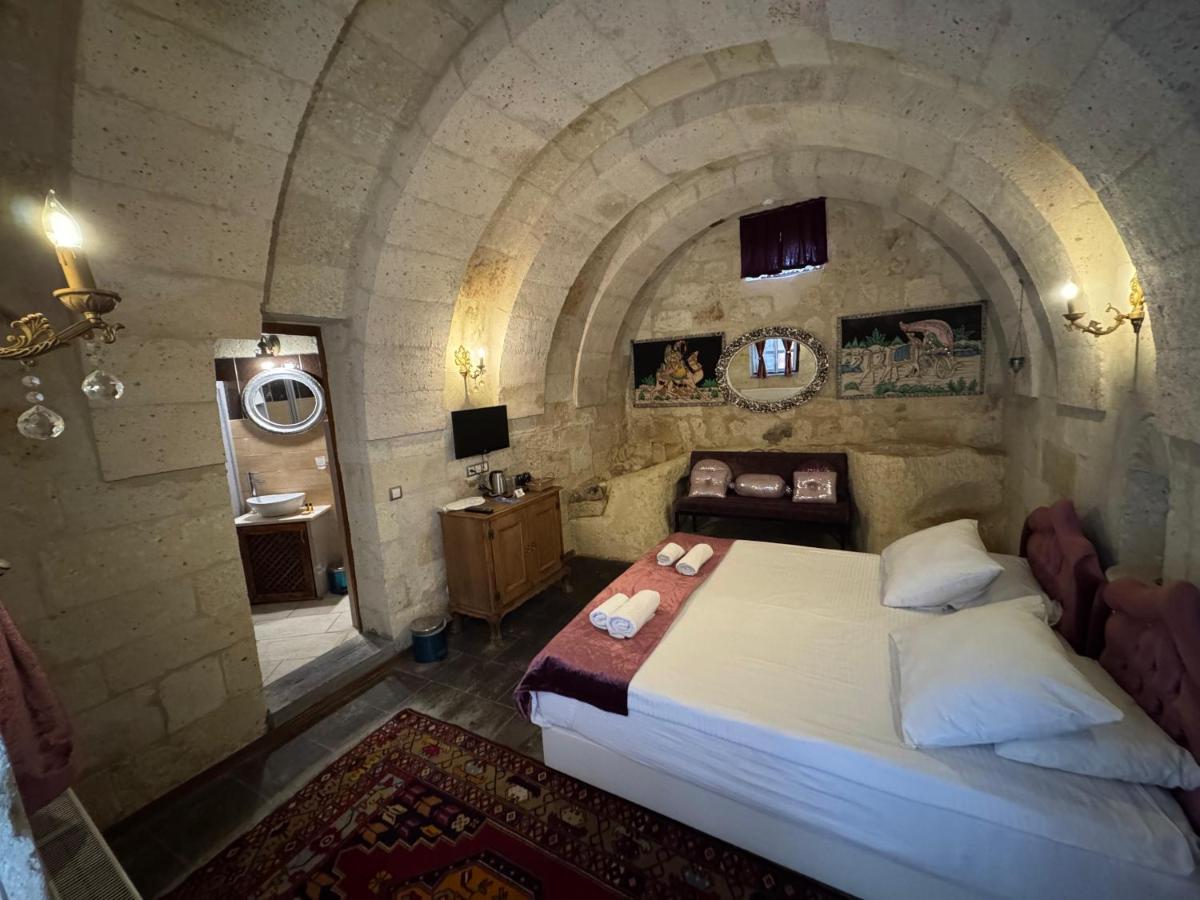 Cave Art Cappadocia - Housity