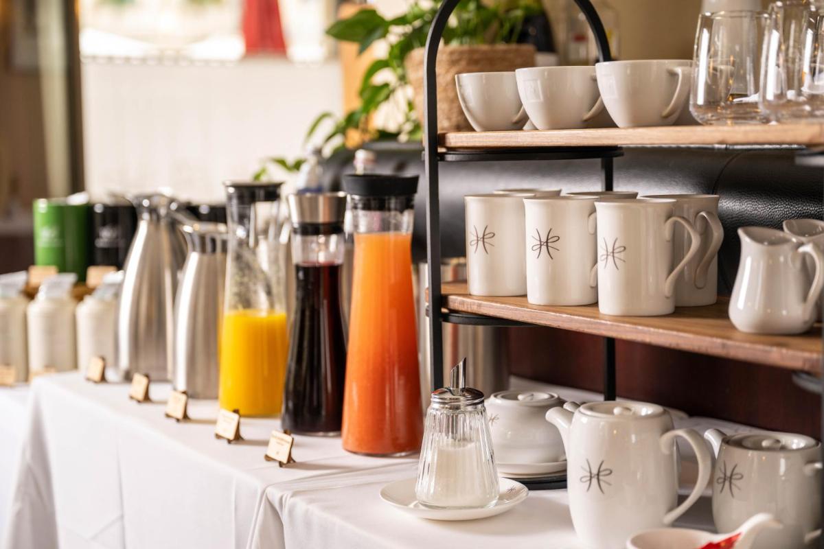 Plateau bouilloire dans l'établissement L'Hôtel