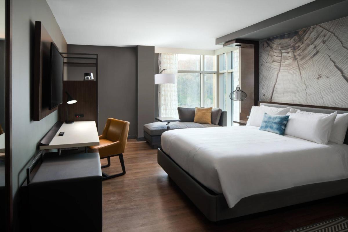 Morgantown Marriott at Waterfront Place - Housity