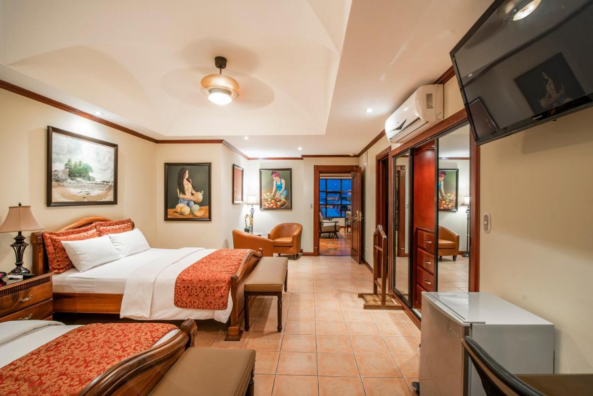 Hotel Casa Roland San Jose - Housity