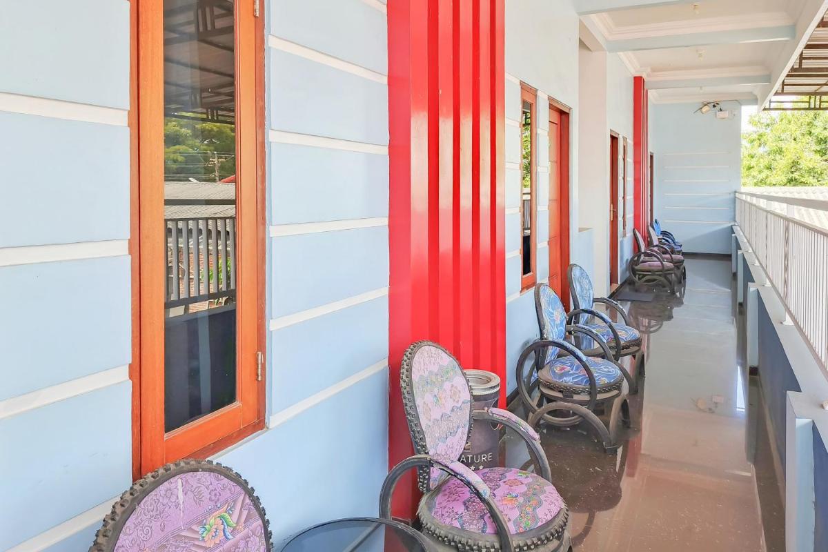 Joglo Guest House Syariah Mitra RedDoorz - Housity