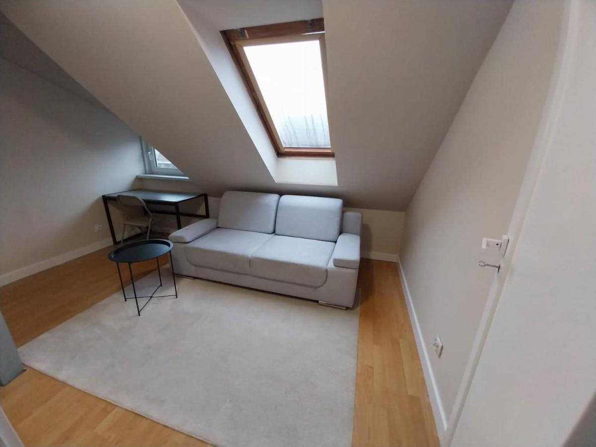 Hostel 365 - Housity