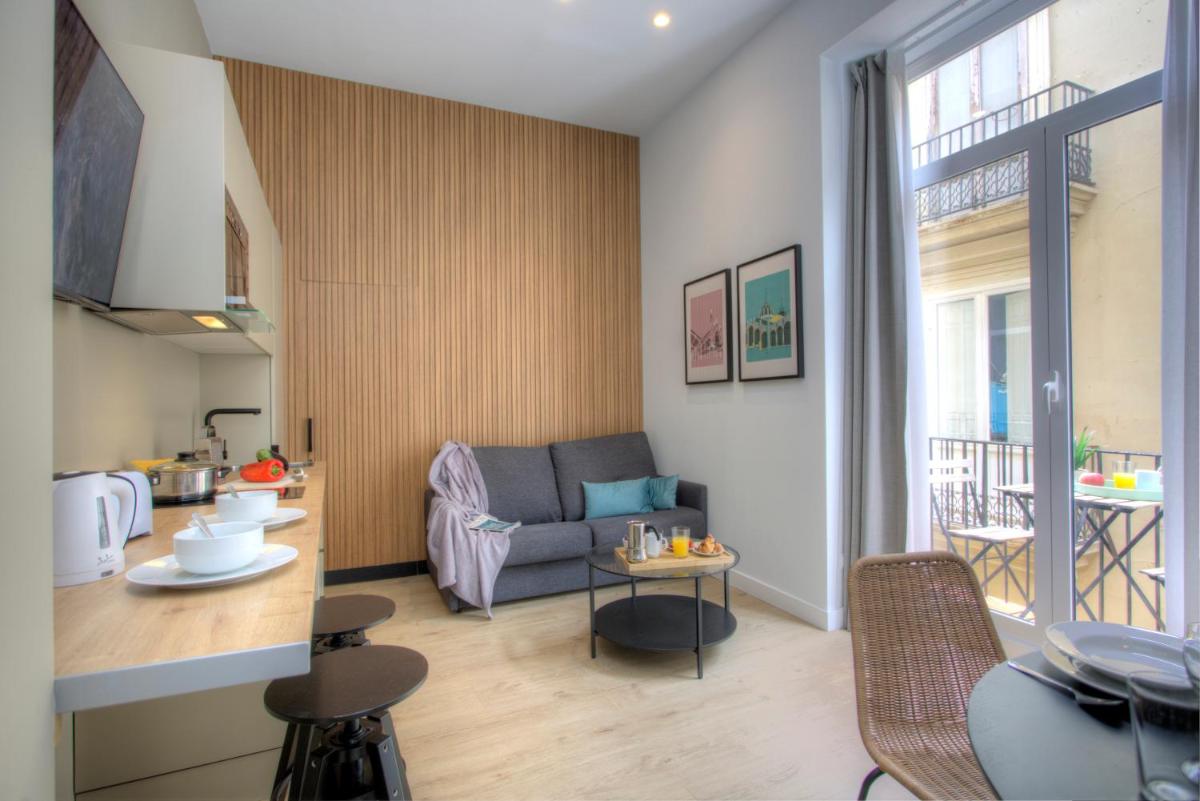 SingularStays Mercado Central - Housity
