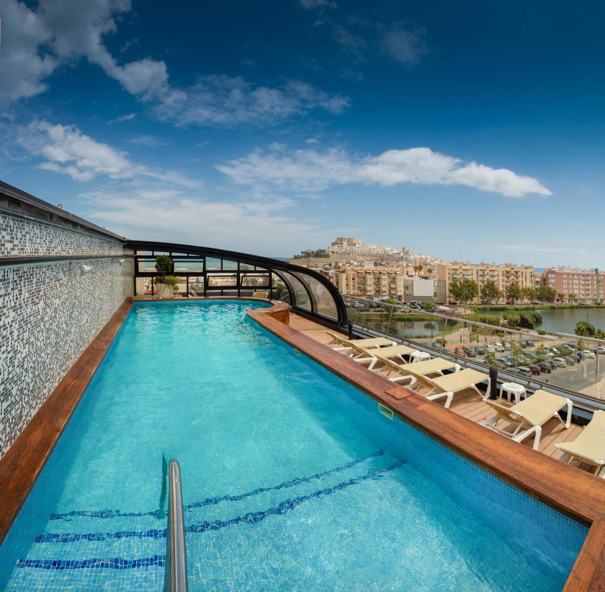 Piscina en o cerca de RH Don Carlos & Spa