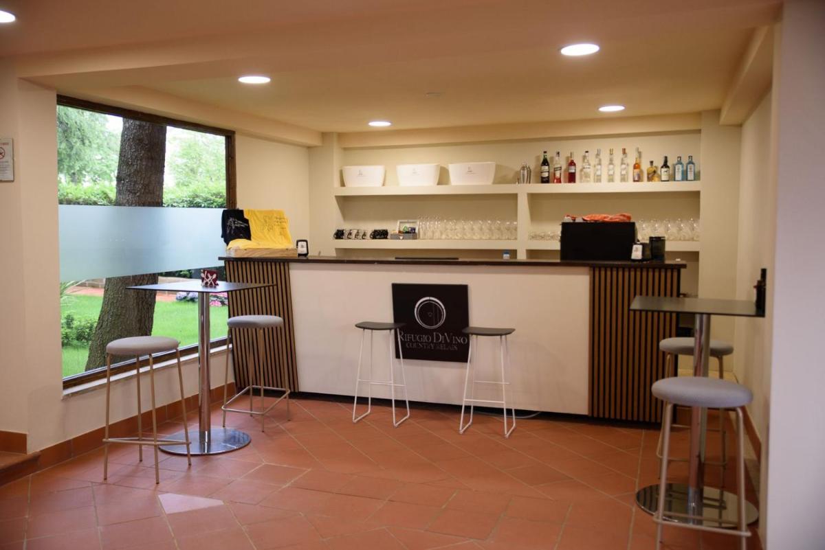 Rifugio DiVino Dormire in una Botte Glamping nella Tenuta Vitivinicola - Housity