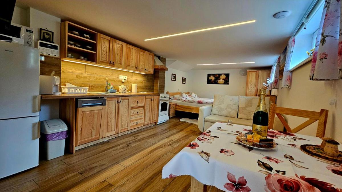 Holiday House Daniela - Housity