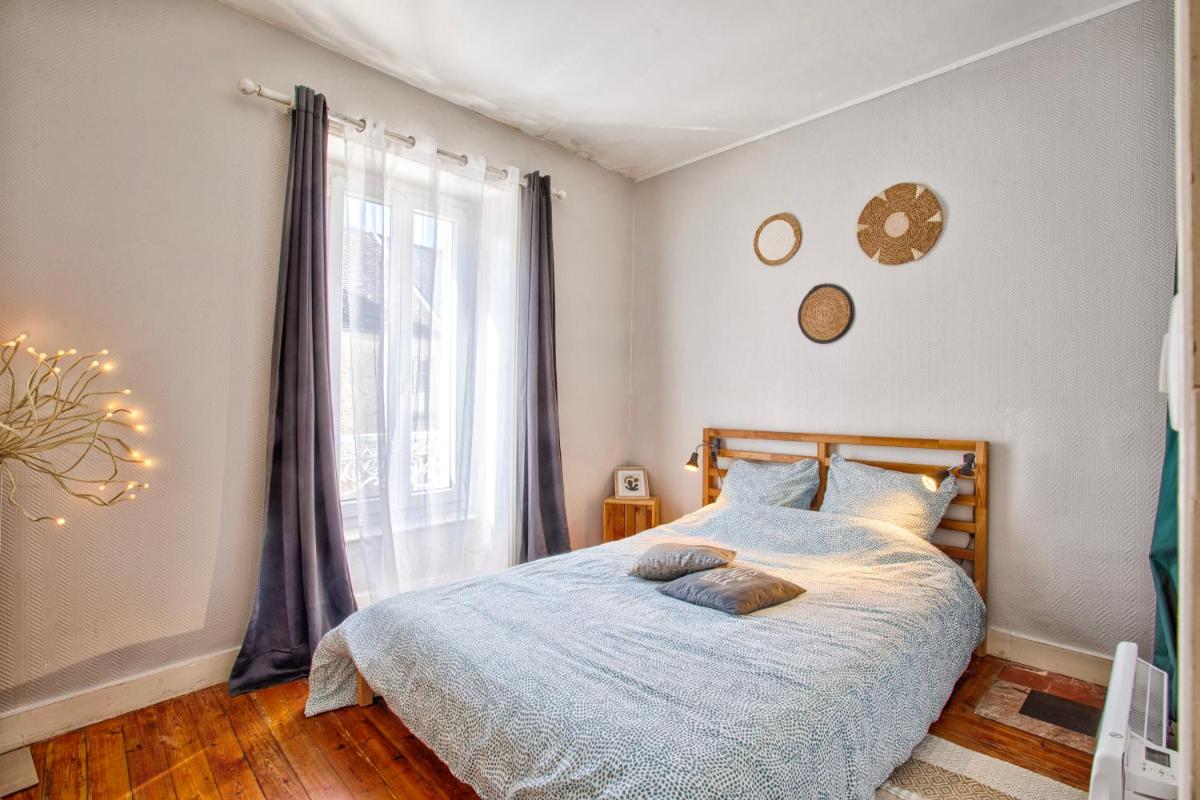 Embruns - F2 400m de la mer - Juno Beach - Housity