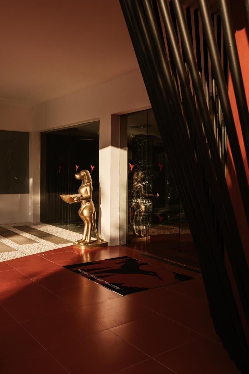 Imagen de la galería de The Unexpected Ibiza Hotel - Ushuaïa Club entrance included, en Playa d'en Bossa