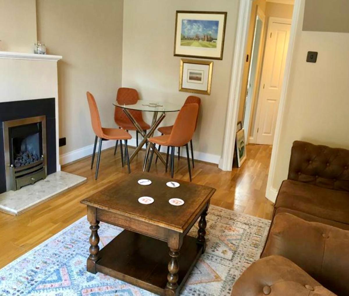 Heart of Somerton House - Housity