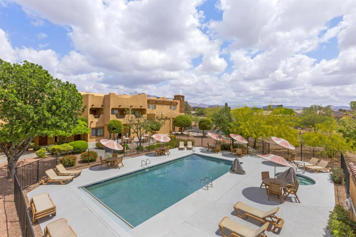Best Western Gold Canyon Inn & Suites - Housity