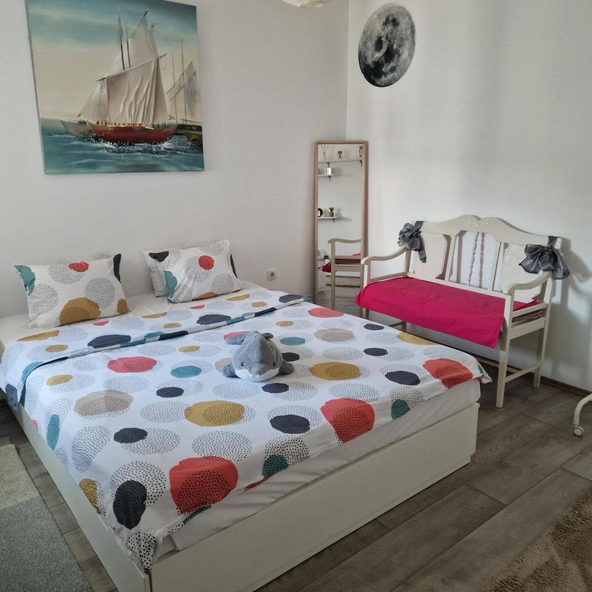 River Apartment - Housity