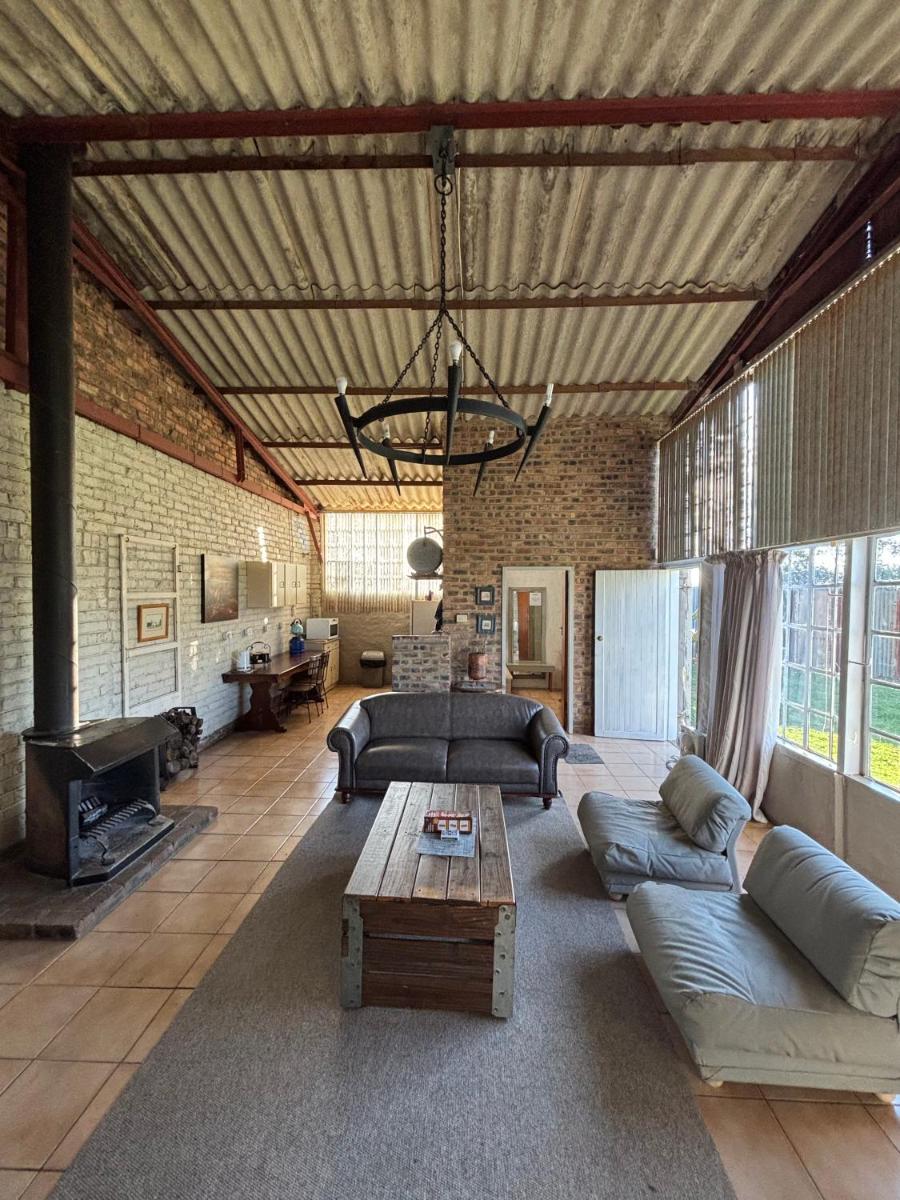Green Thumb Farm Stay - Housity