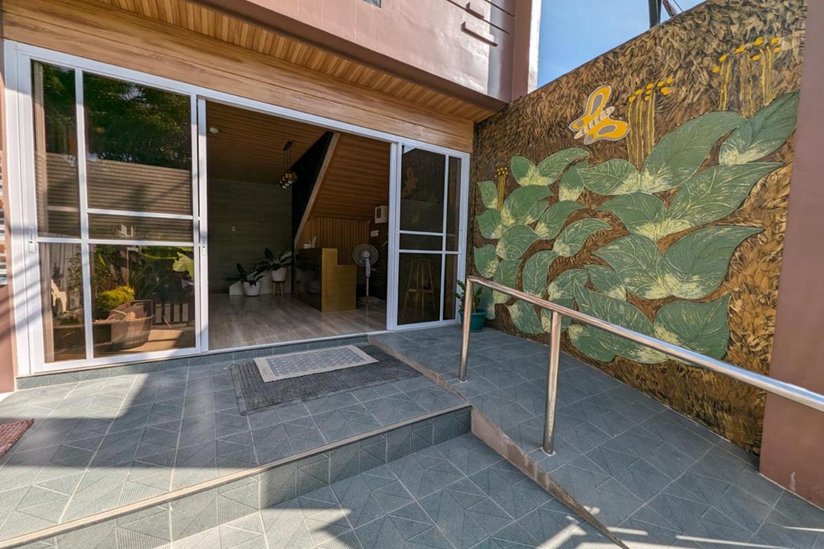 Manuela's Suites - Hizvo