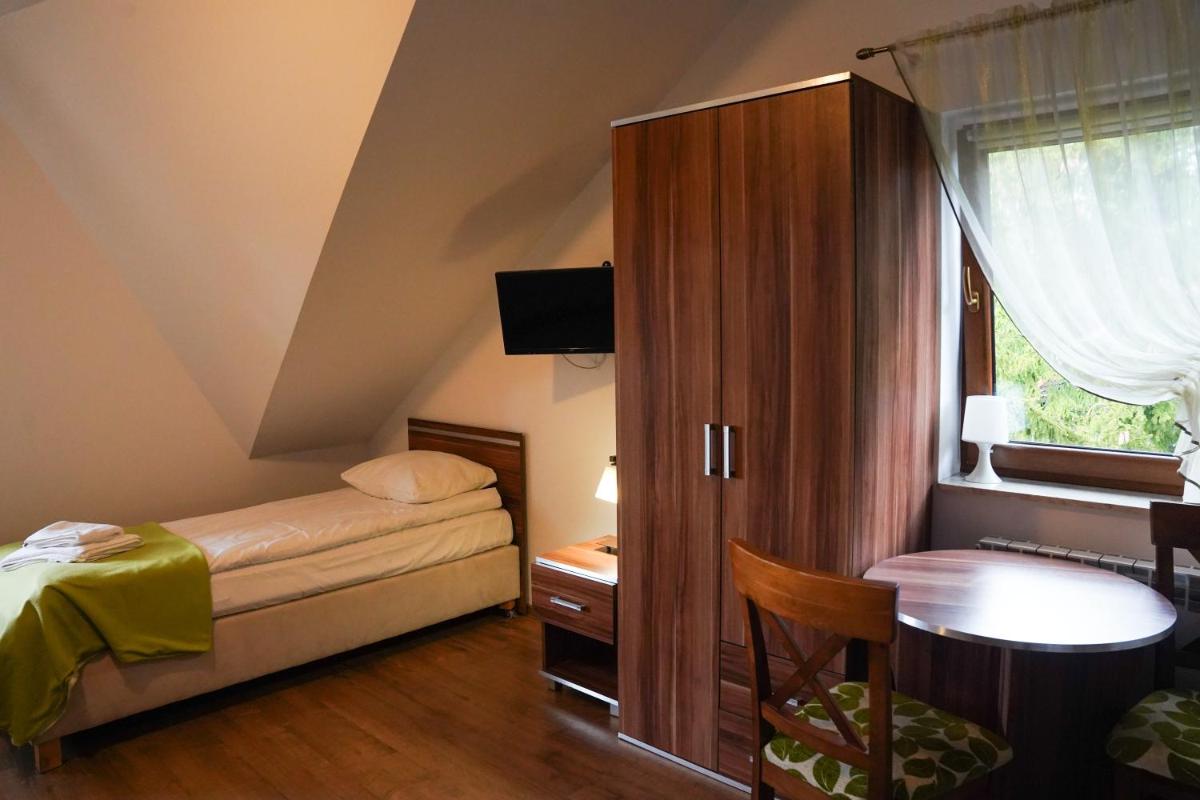 Pensjonat i Domki Wejsunek - Housity