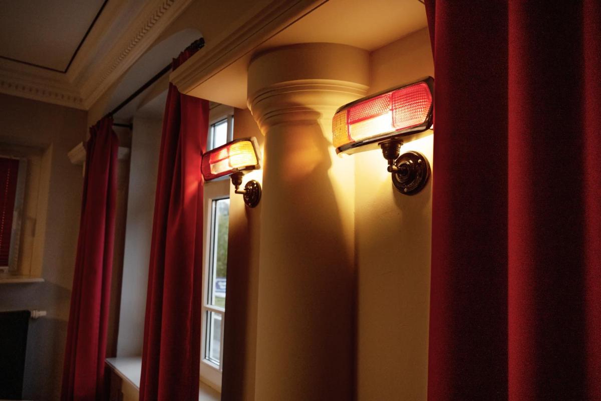 Motorworld Inn Warthausen - Housity