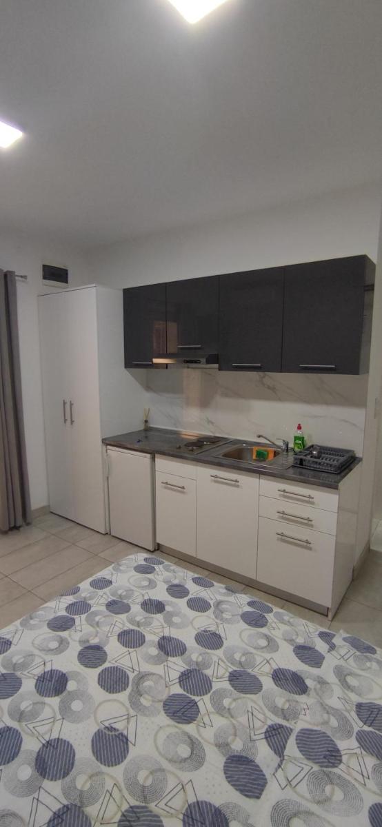 Studia ANIKS - Housity