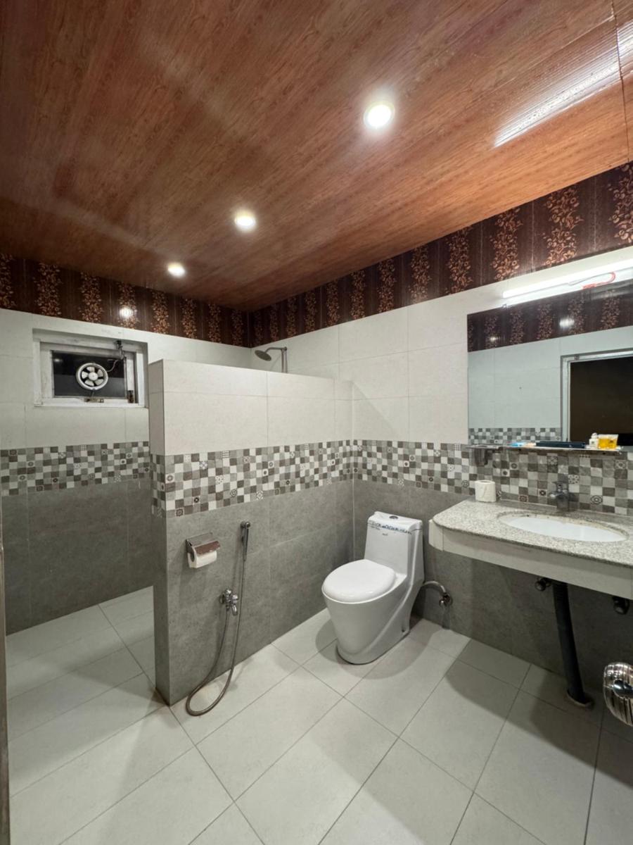 Summit Hotel Skardu - Housity