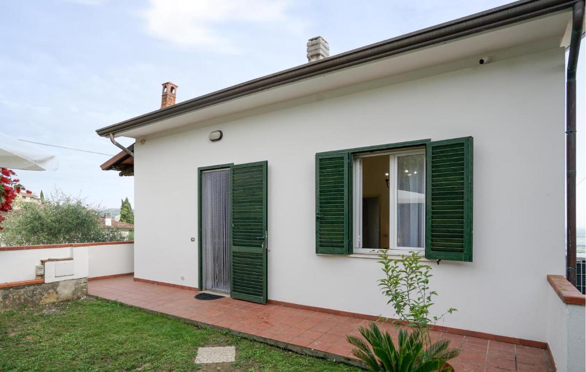 Beautiful Home In Corsanico - Housity