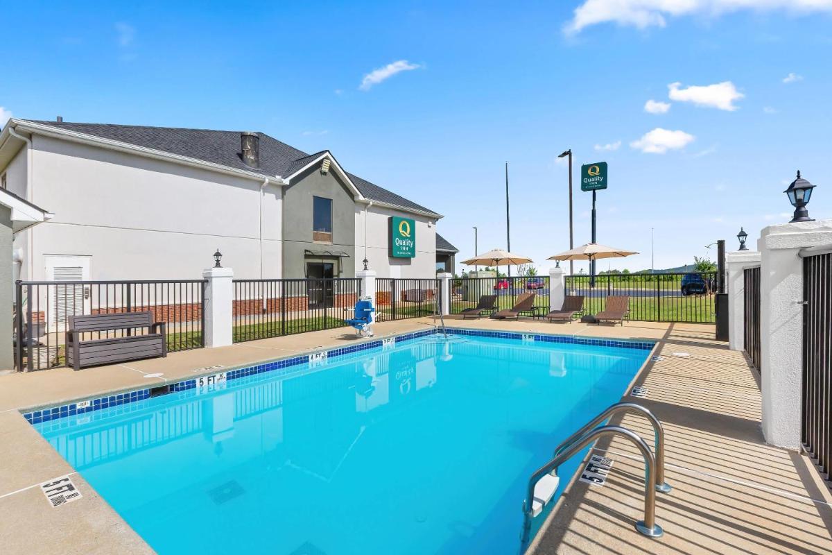 Quality Inn Tallapoosa - Housity