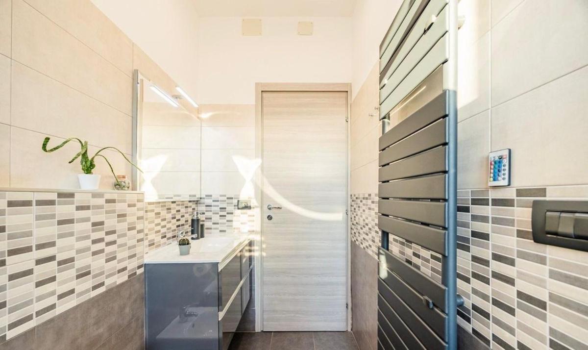 Ad Un Passo Dal Mare - Housity