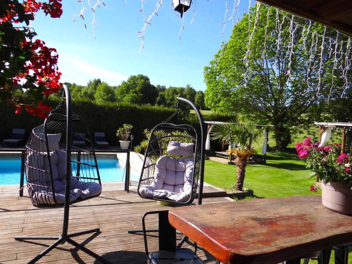 La maison de Gilbert Jacuzzi Piscine chauffée - Housity