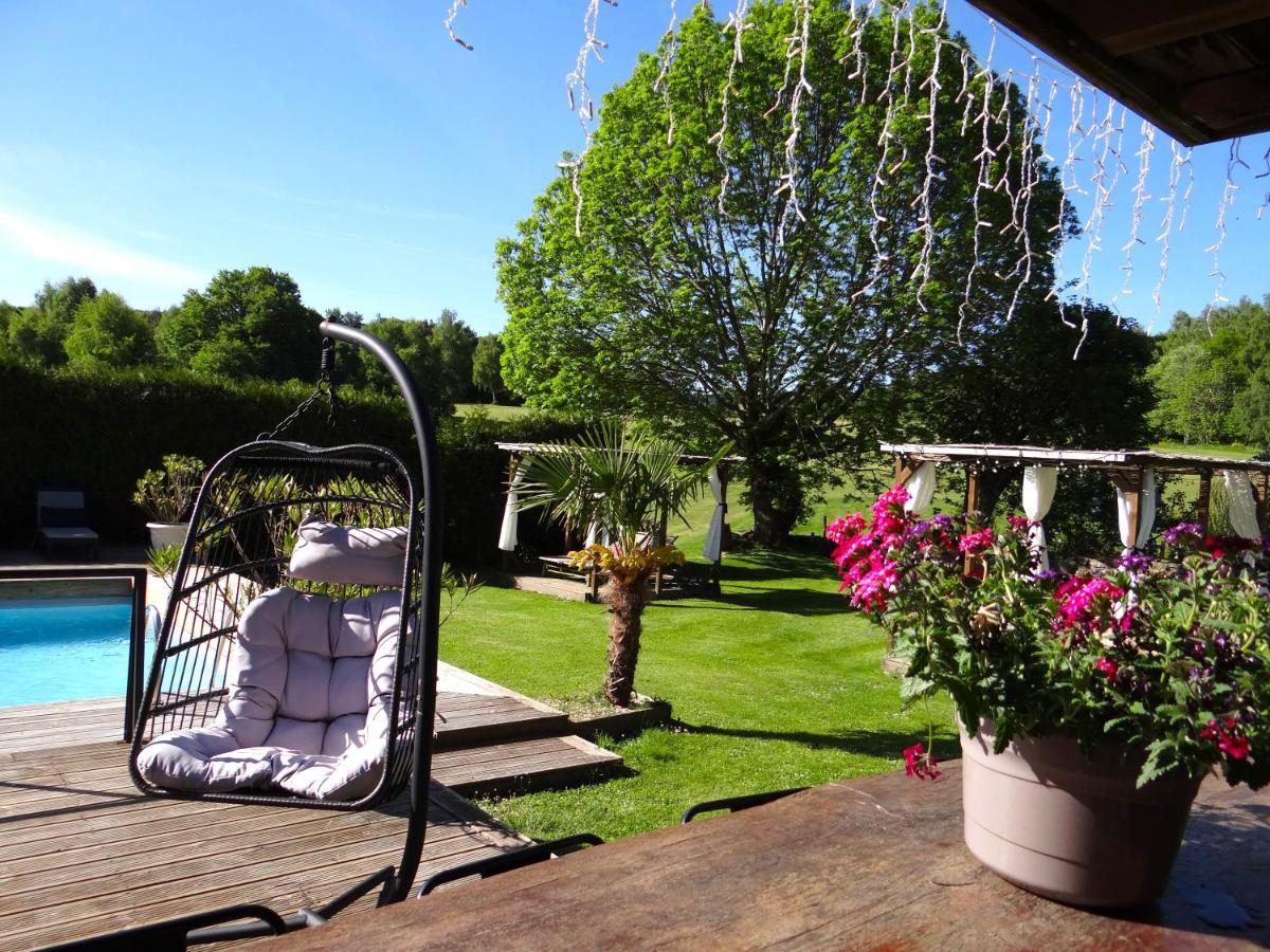 La maison de Gilbert Jacuzzi Piscine chauffée - Housity