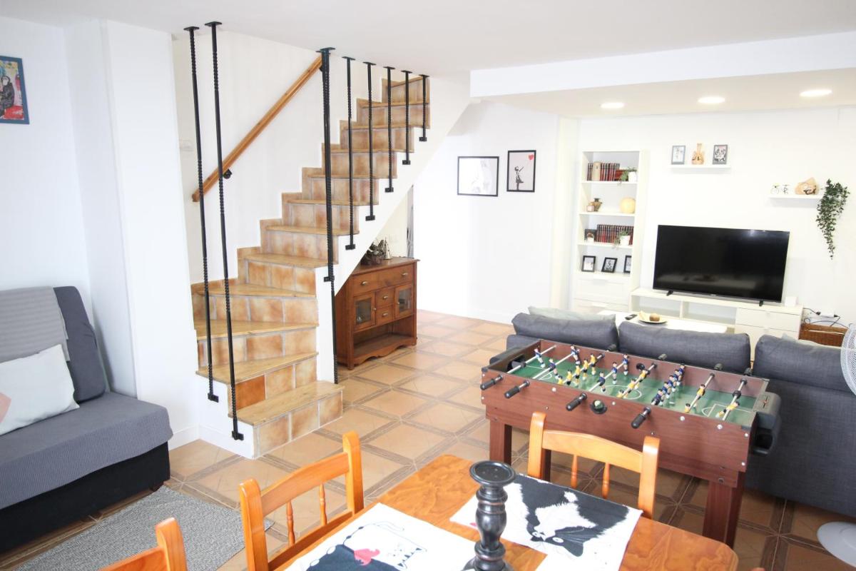 Gran Piso con Parking Privado - Housity