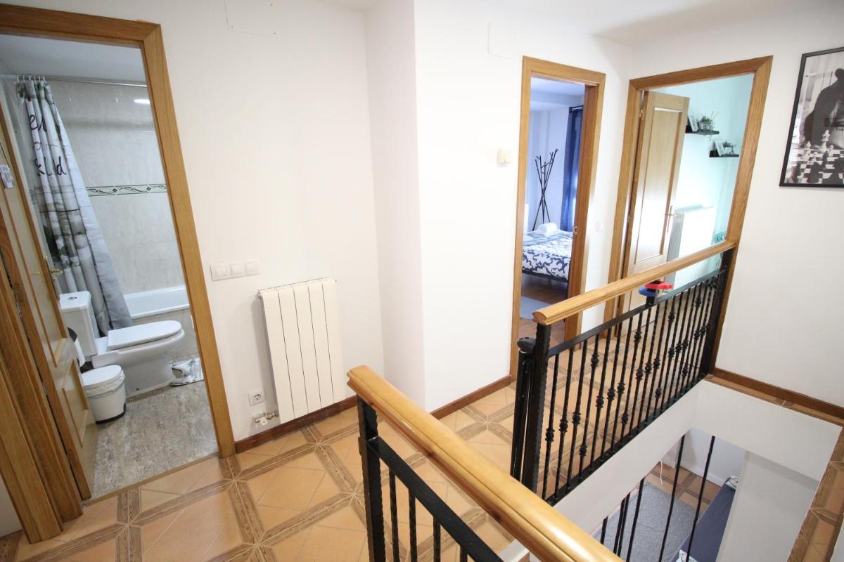 Gran Piso con Parking Privado - Housity