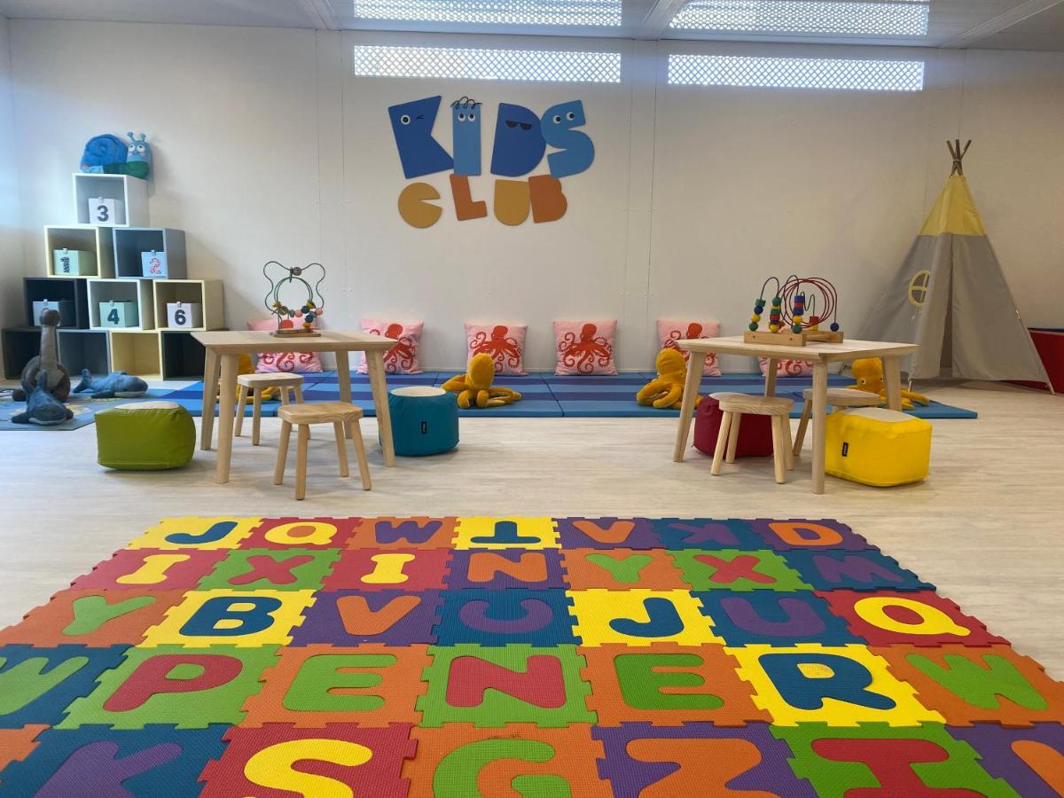 Club infantil en Las Arenas Balneario Resort