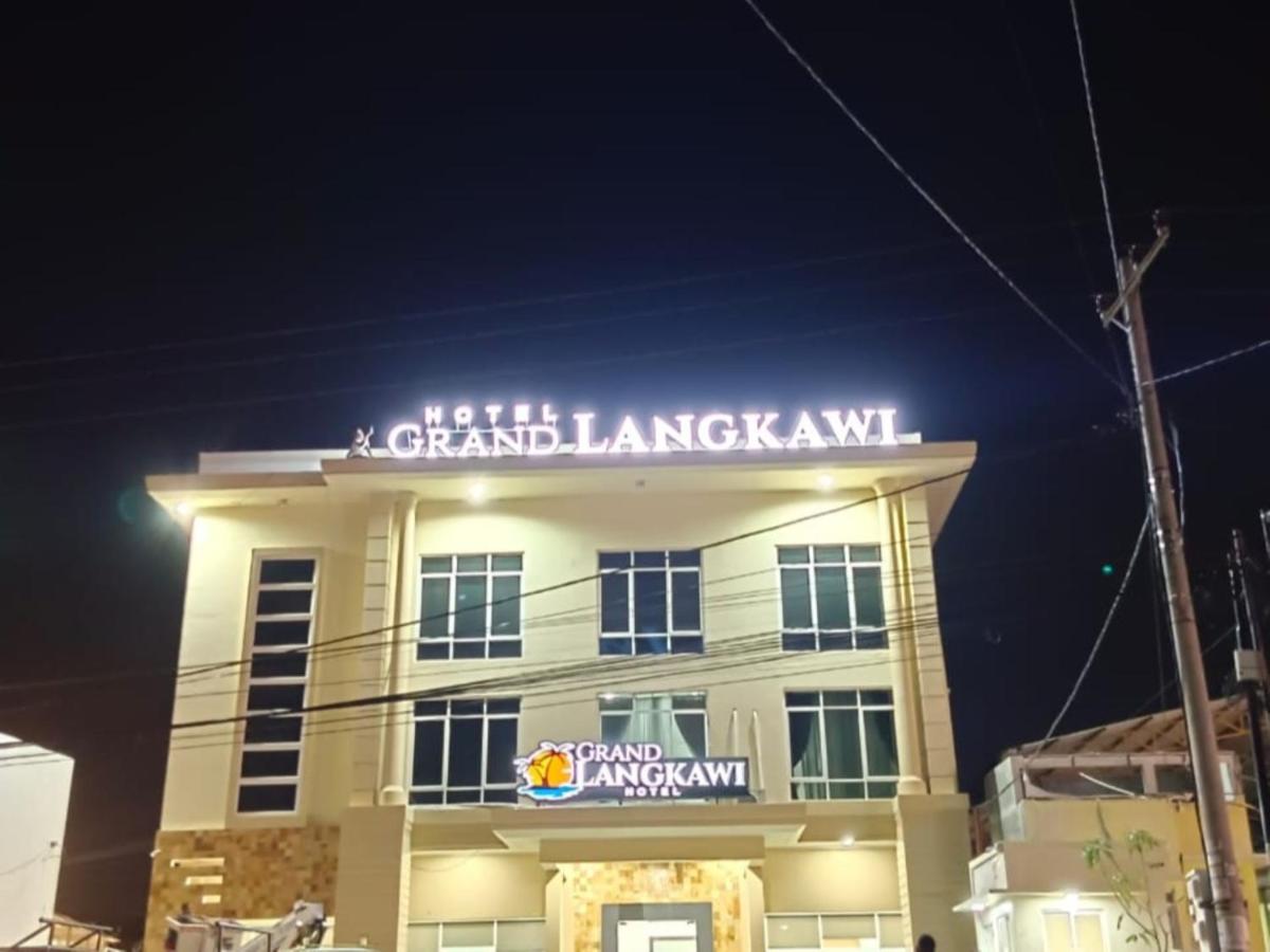 Grand Langkawi Hotel - Housity