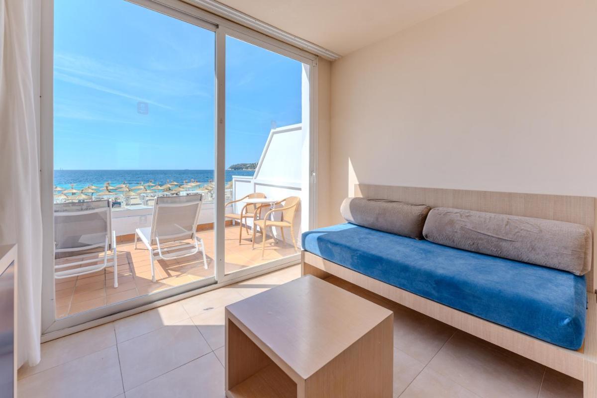 Zona de estar de Flamboyan Caribe Hotel & Spa