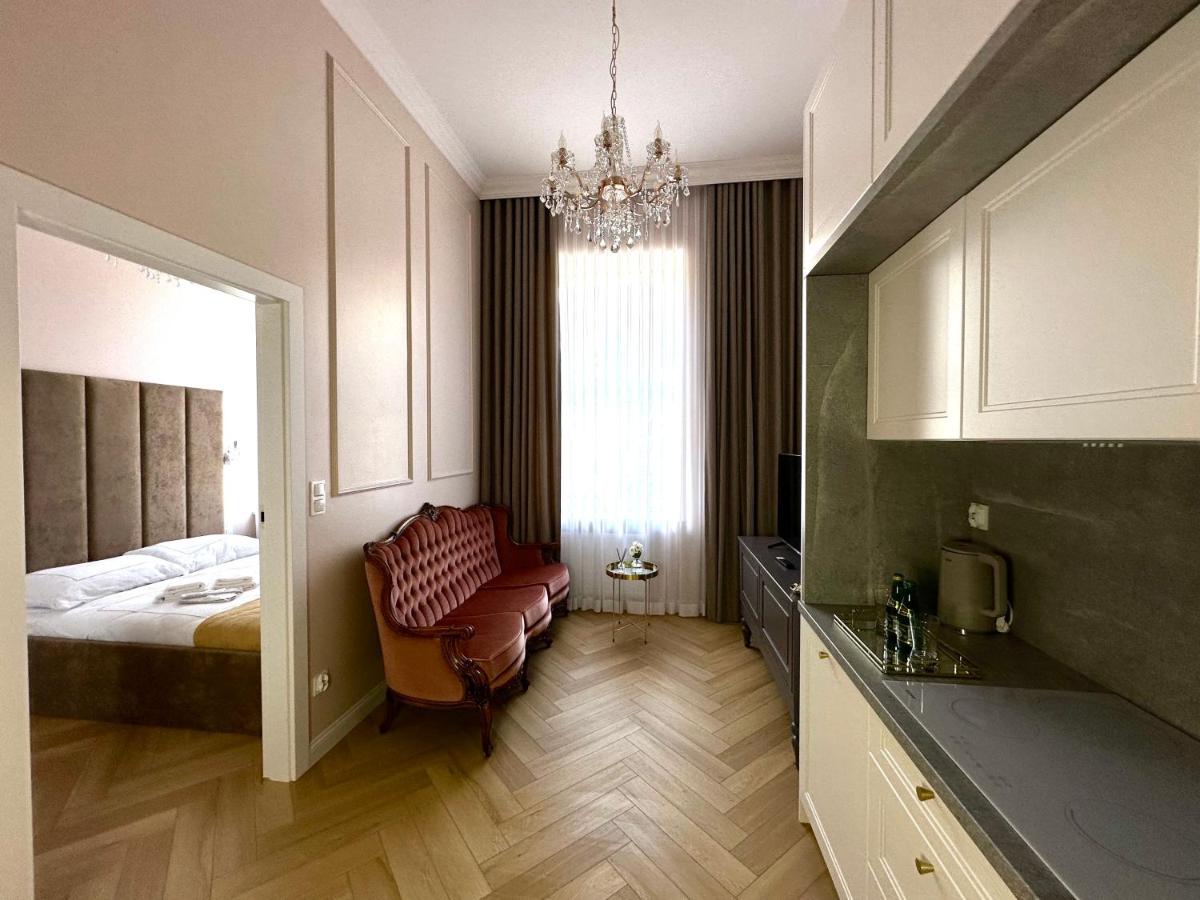 Suites & Premium Apartments Słowackiego - Housity