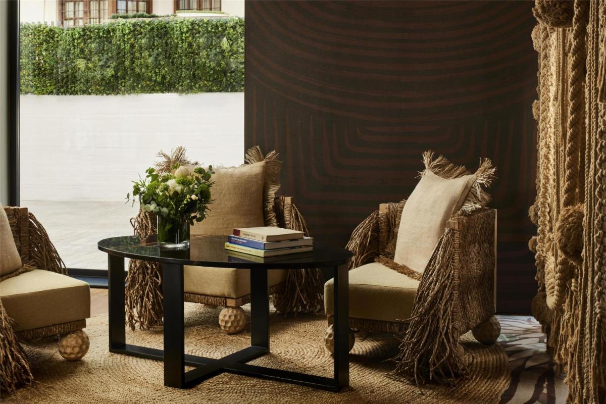 Zona de estar de NH Collection Ibiza