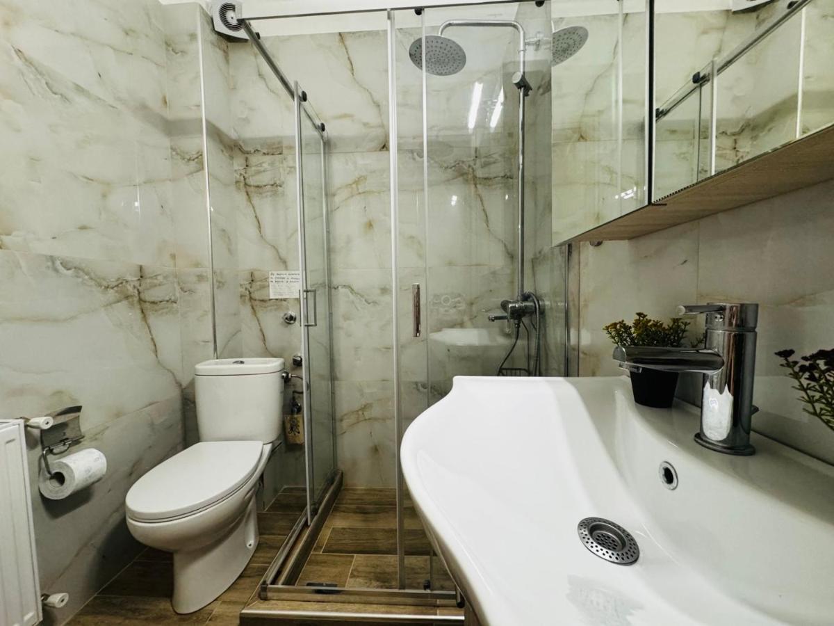 Nikoshouse apartment paralia ofriniou - Housity