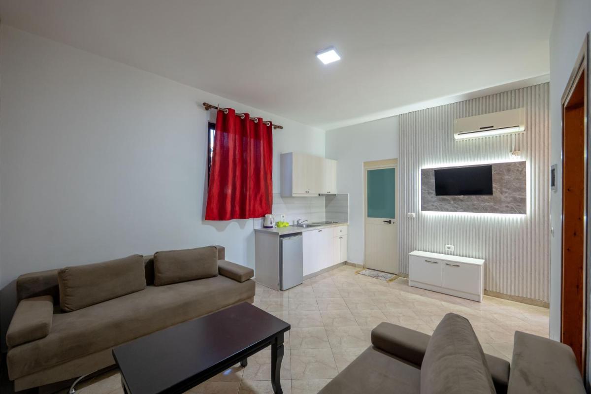 Flower Garden Villa - Housity