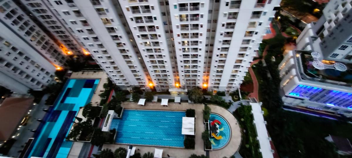Classy! 2BR Medit2 & GM West Jakarta - Housity