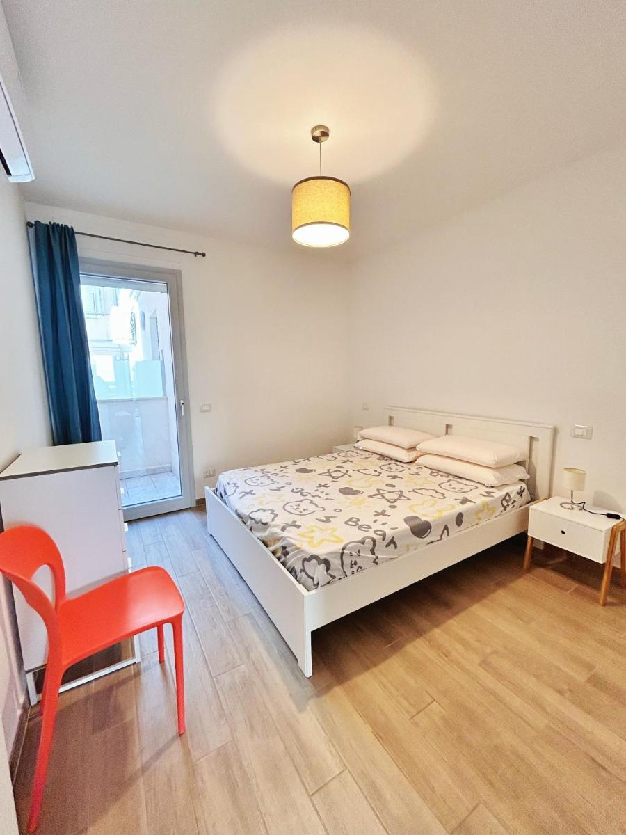 Conero-Alba al Mare-Delfino-1 min a piedi dal mare - Housity