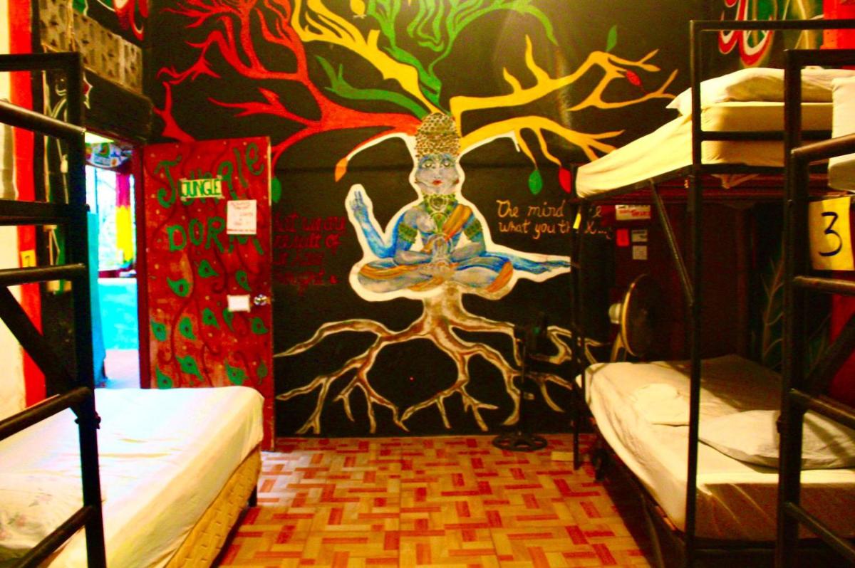 Lazy Crab Hostel - Housity