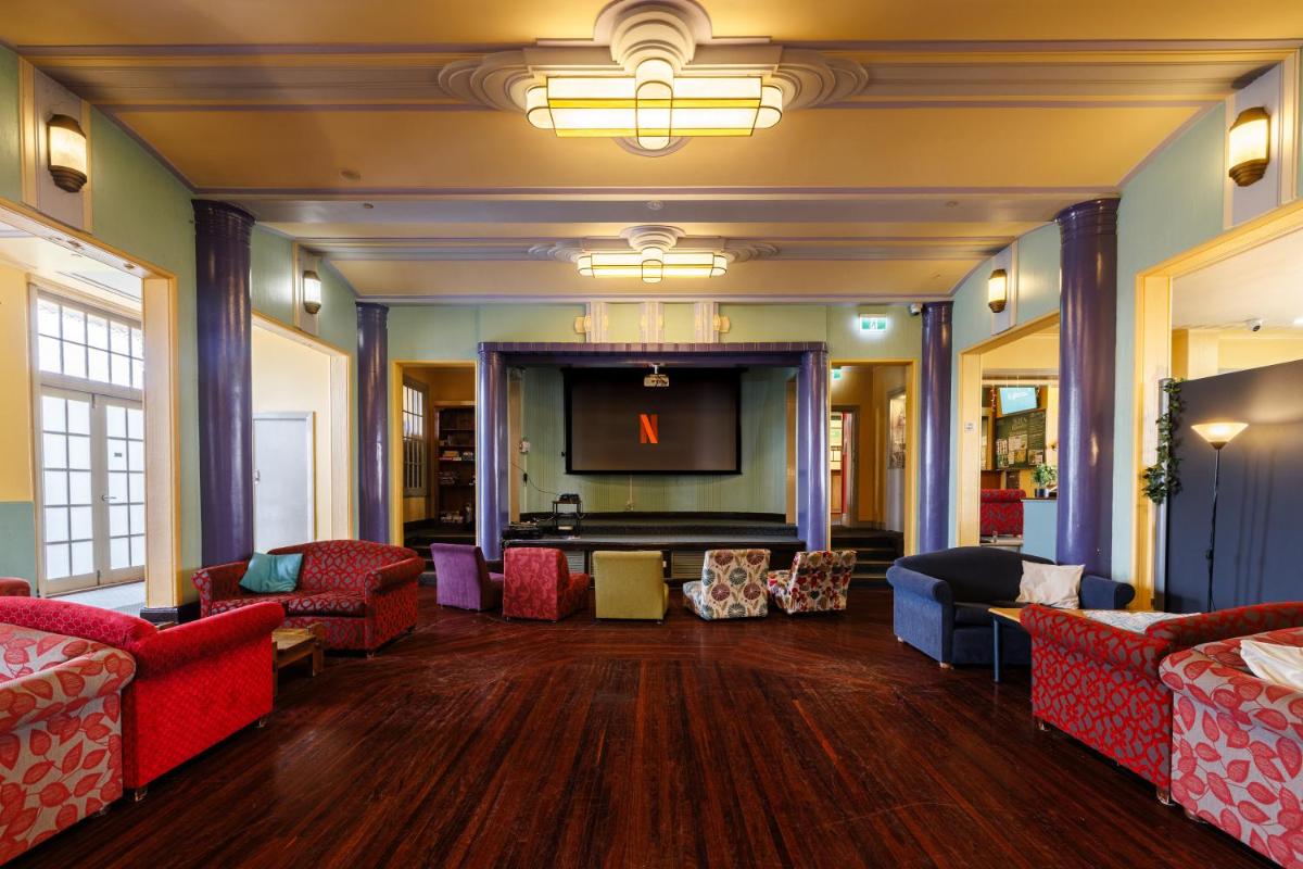 YHA Blue Mountains Katoomba - Housity