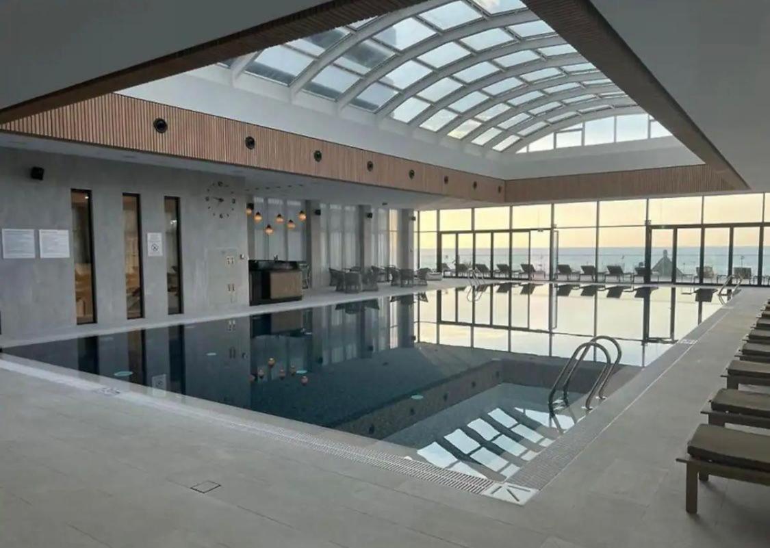 Apart Hotel Royal sunset BATUMI sea-view RESORT - Hizvo