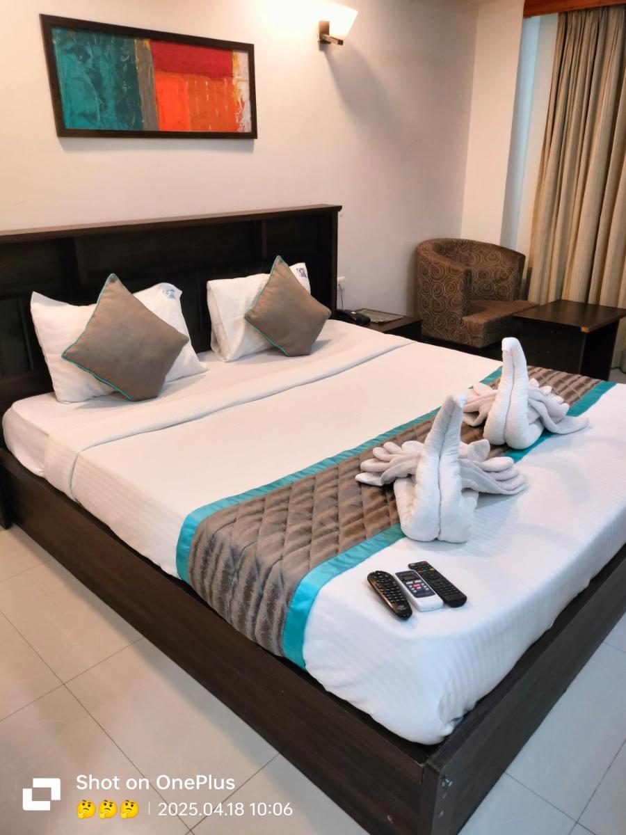 The Townhall (Unit of Prohotel) - Housity