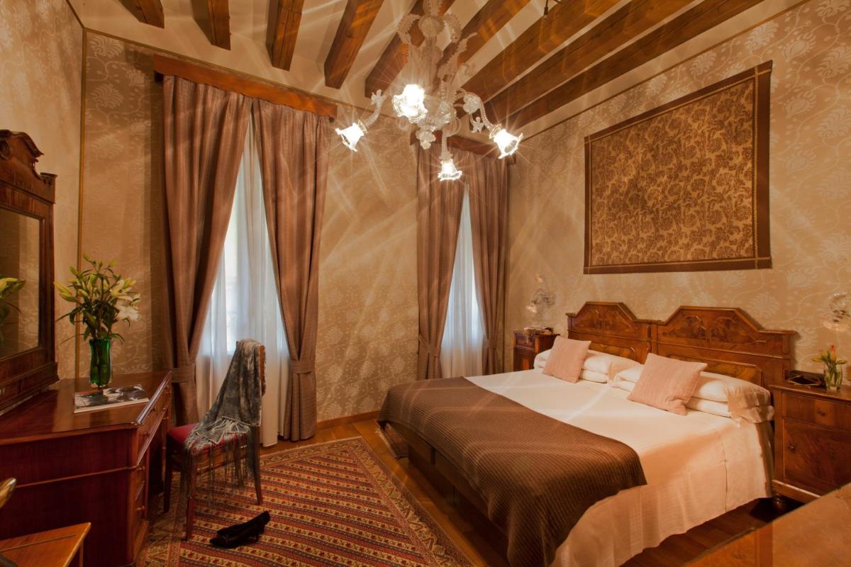 Hotel Saturnia & International - Housity