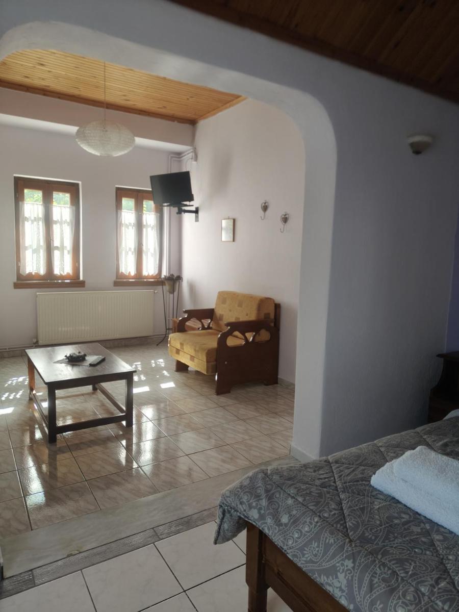 Filoxenia - Housity