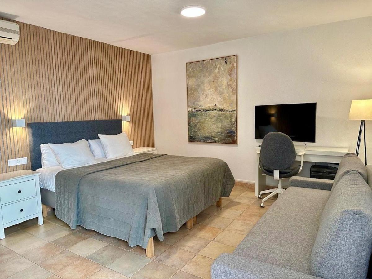 Hostal Playa - Housity