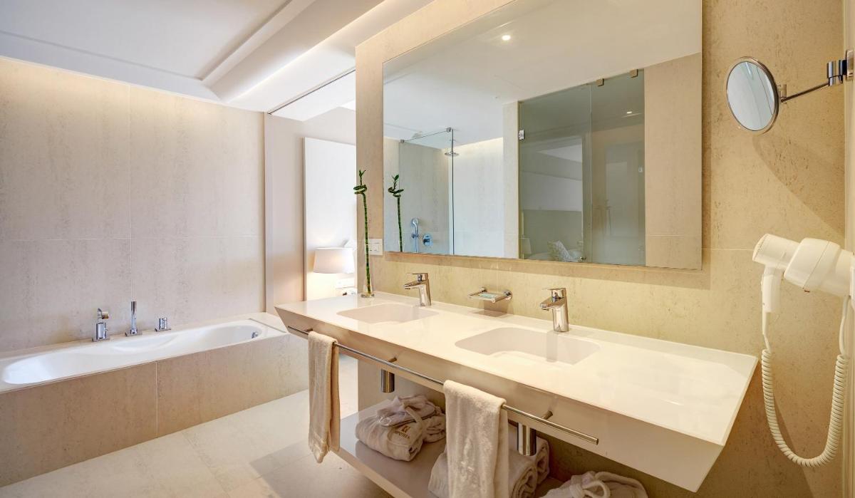 Un baño de Hipotels Gran Playa de Palma